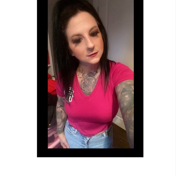 Meet your Posher, Lori - Picture 4 of 6